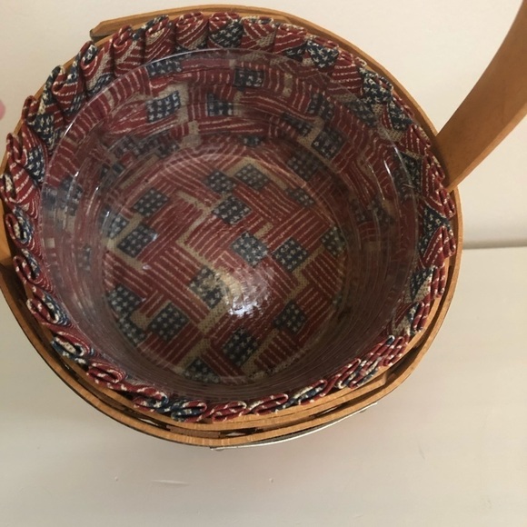 Longaberger 1997 Inaugural basket with liner and protector - Picture 3 of 8